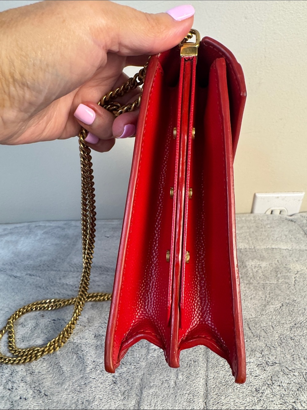 YSL Saint Laurent Cassandre Red Leather Chain Shoulder Bag - Picture 7 of 16